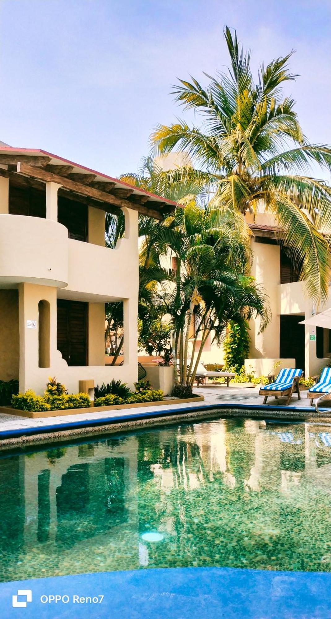 Villas Miramar Zihuatanejo Buitenkant foto