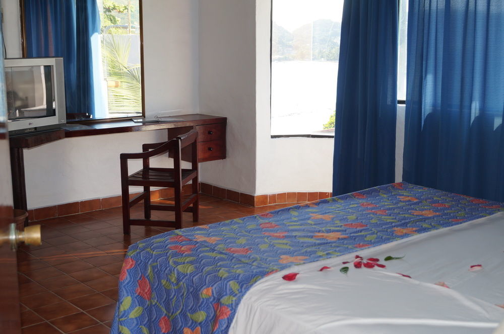Villas Miramar Zihuatanejo Buitenkant foto